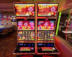 Koleksi permainan slot di rhino888 termasuk Aviator, Sweet Bonanza, dan Gates of Olympus